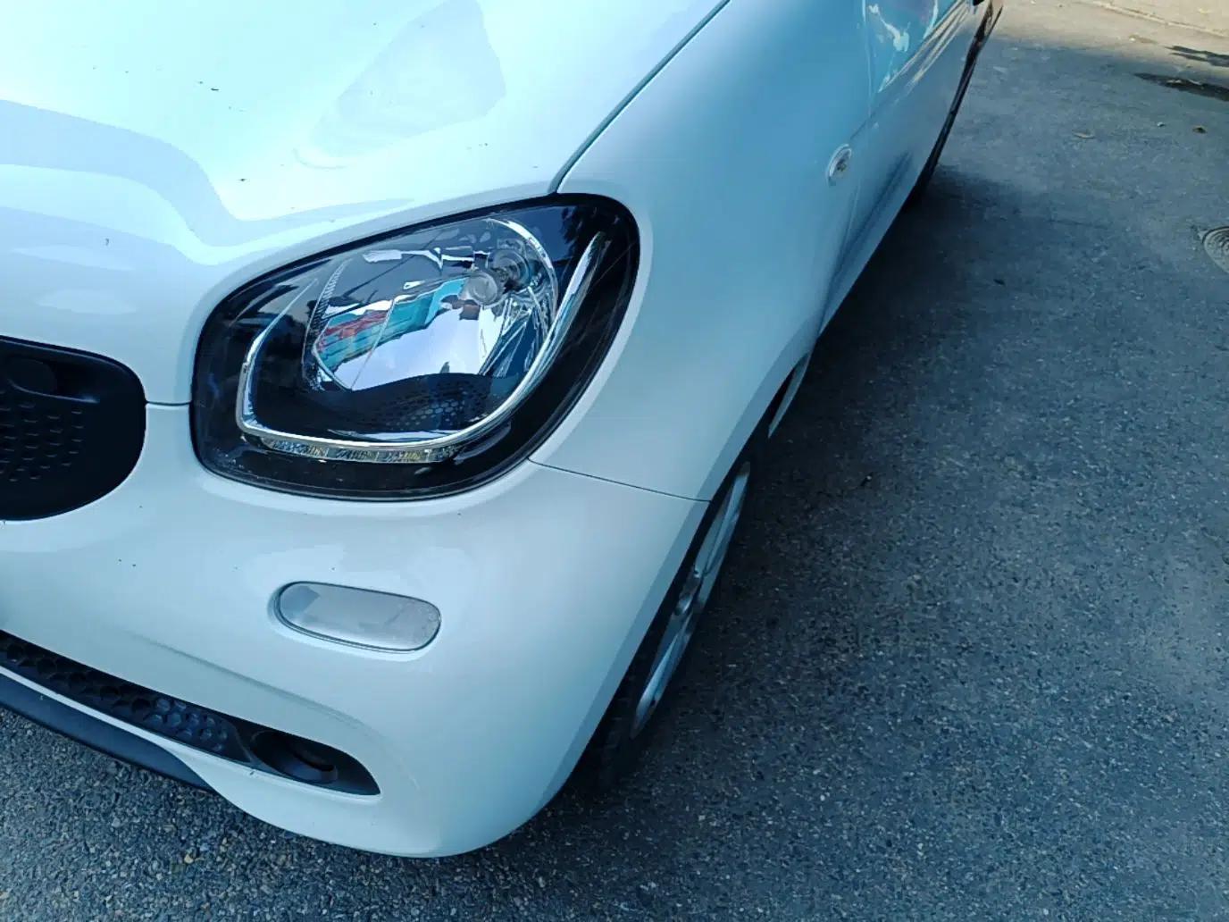 smart forfour 2016 1.0L 52 kW Dynamic Edition — миниатюра 8