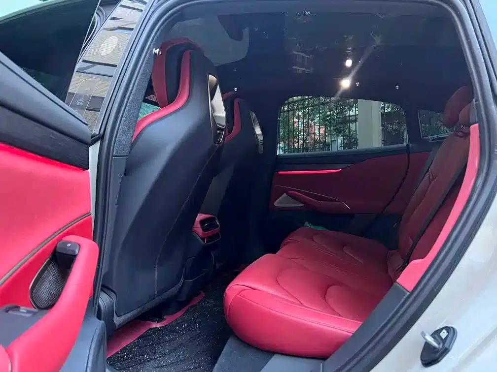 Xiaomi SU7 2024 Rear-Wheel Drive Long-Range Smart Driving Edition — миниатюра 6