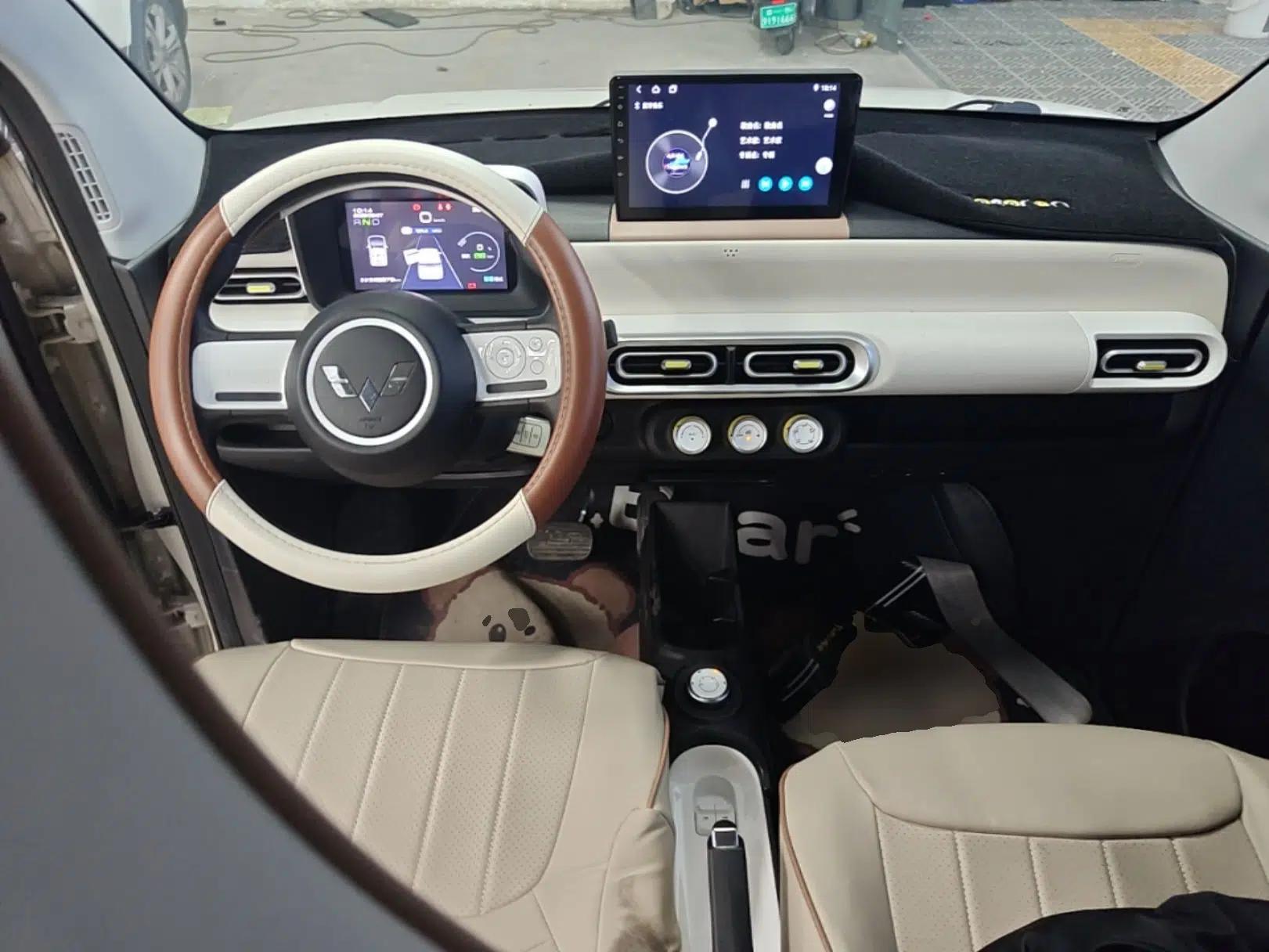 Wuling Hongguang MINIEV 2024 3rd Generation 215km Youth Edition — миниатюра 12