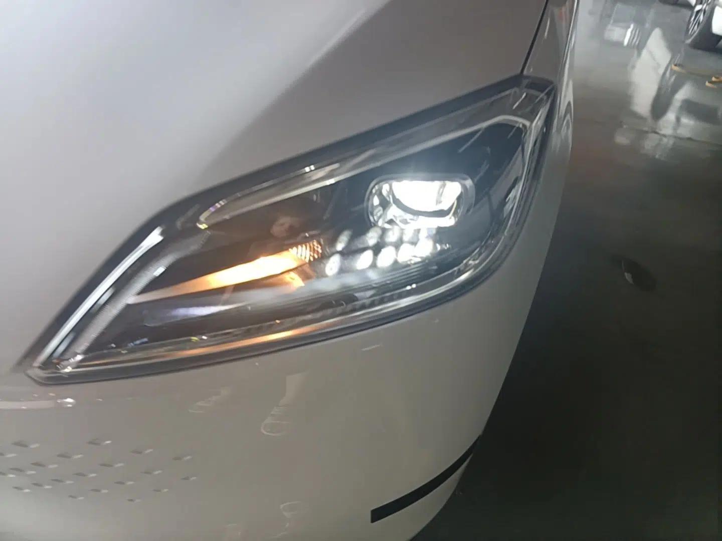 Wuling Hongguang New Energy 2025 Extended-Range Hybrid 50KM Comfort Version — миниатюра 8