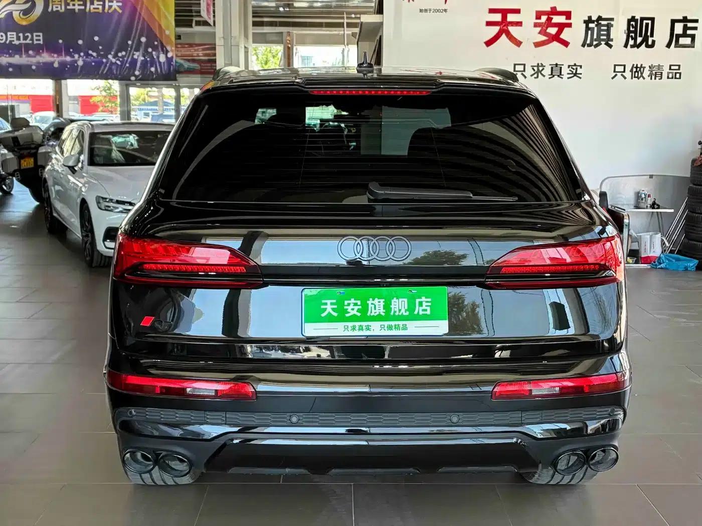 Audi Q7 2025 55 TFSI quattro S line Black Knight Edition — миниатюра 12