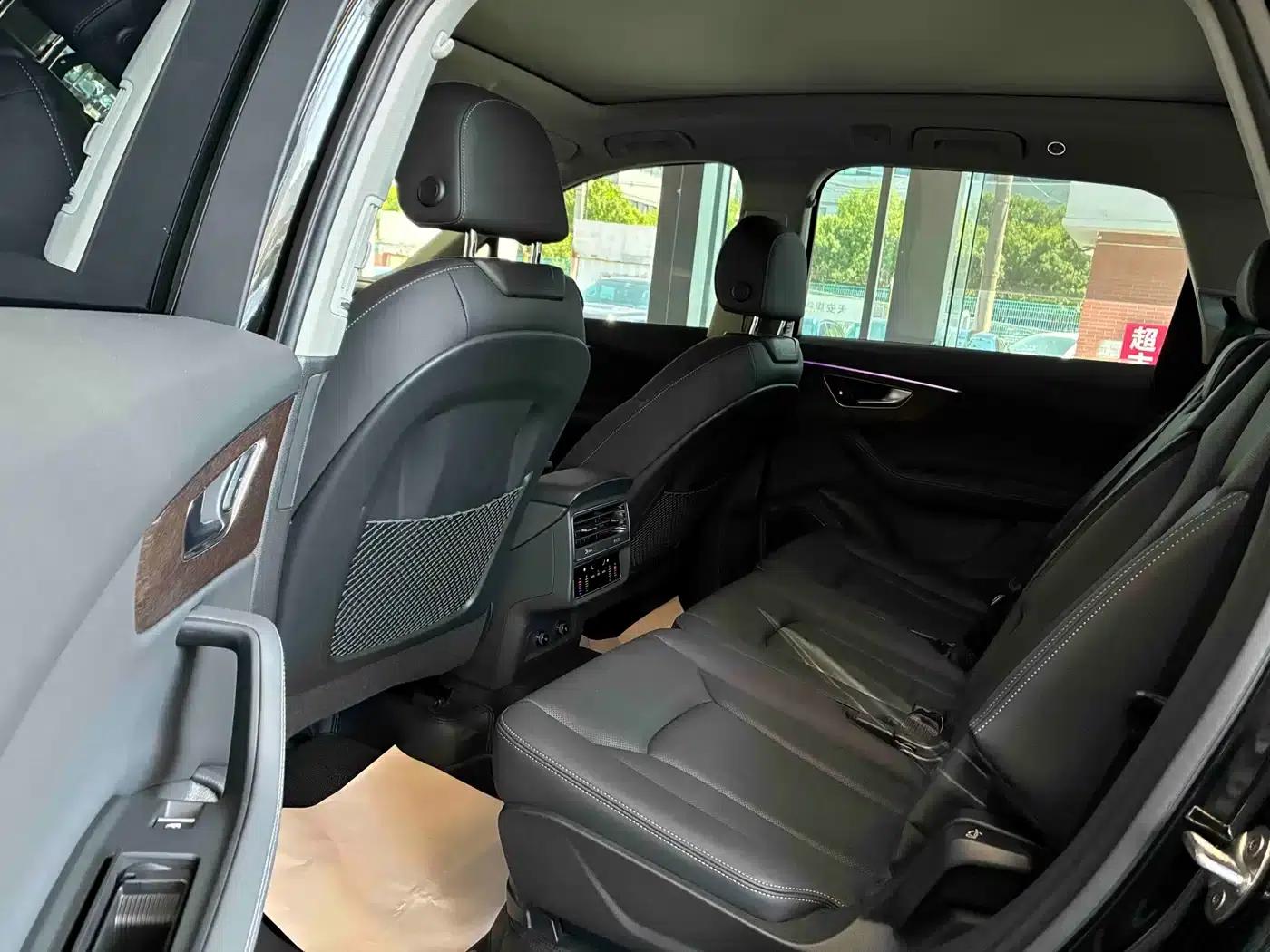 Audi Q7 2025 55 TFSI quattro S line Black Knight Edition — миниатюра 9