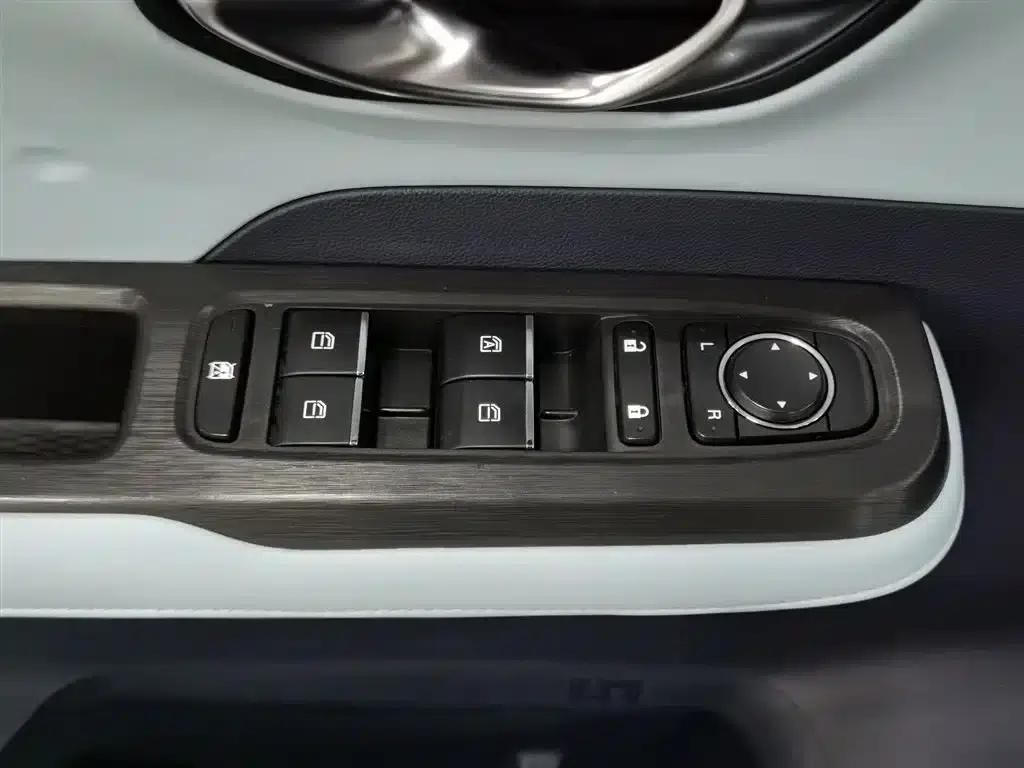 AION Y 2021 Model 70 Enjoy Edition — миниатюра 9