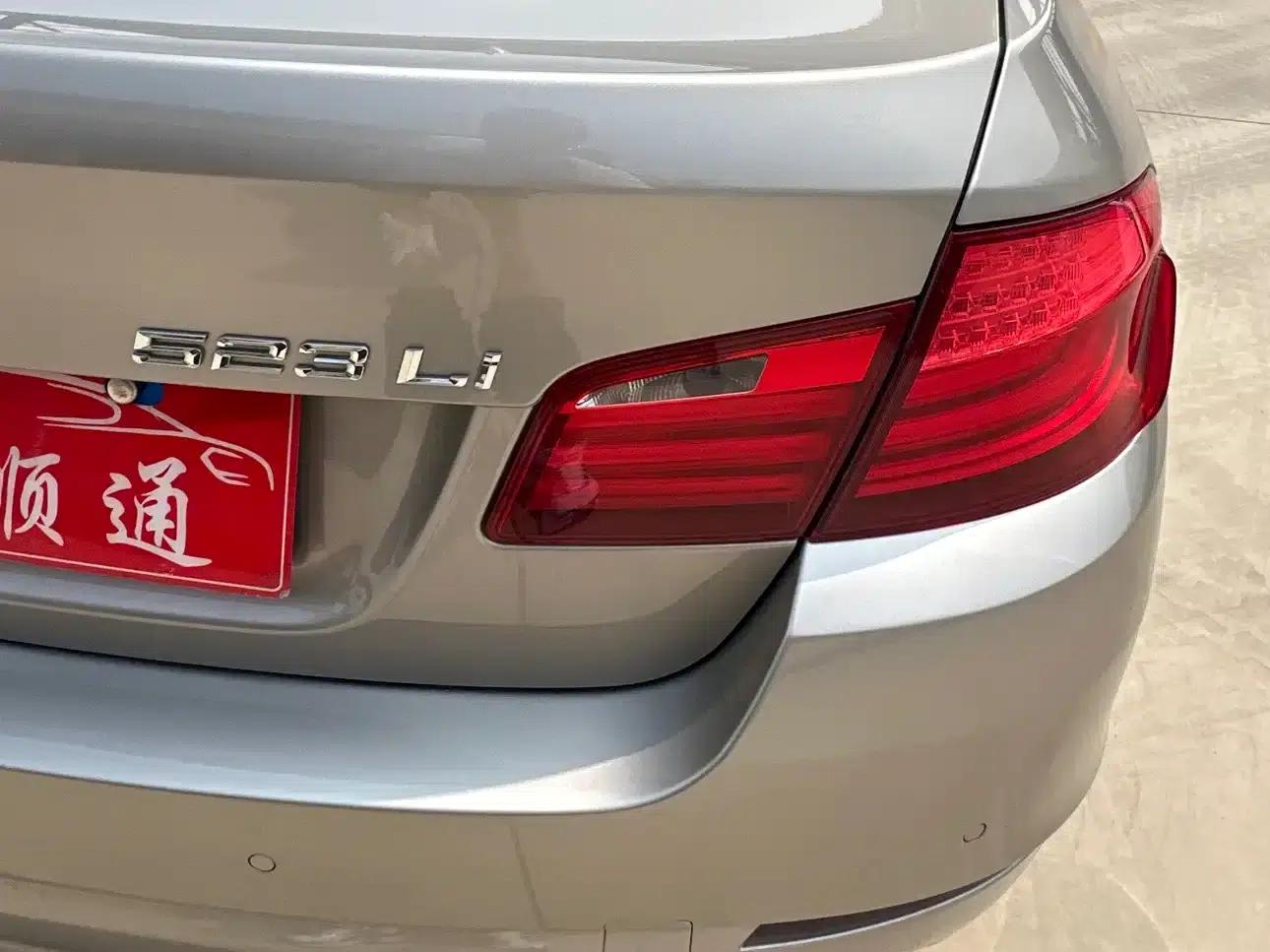 BMW 5 Series 2012 523Li Luxury — миниатюра 6