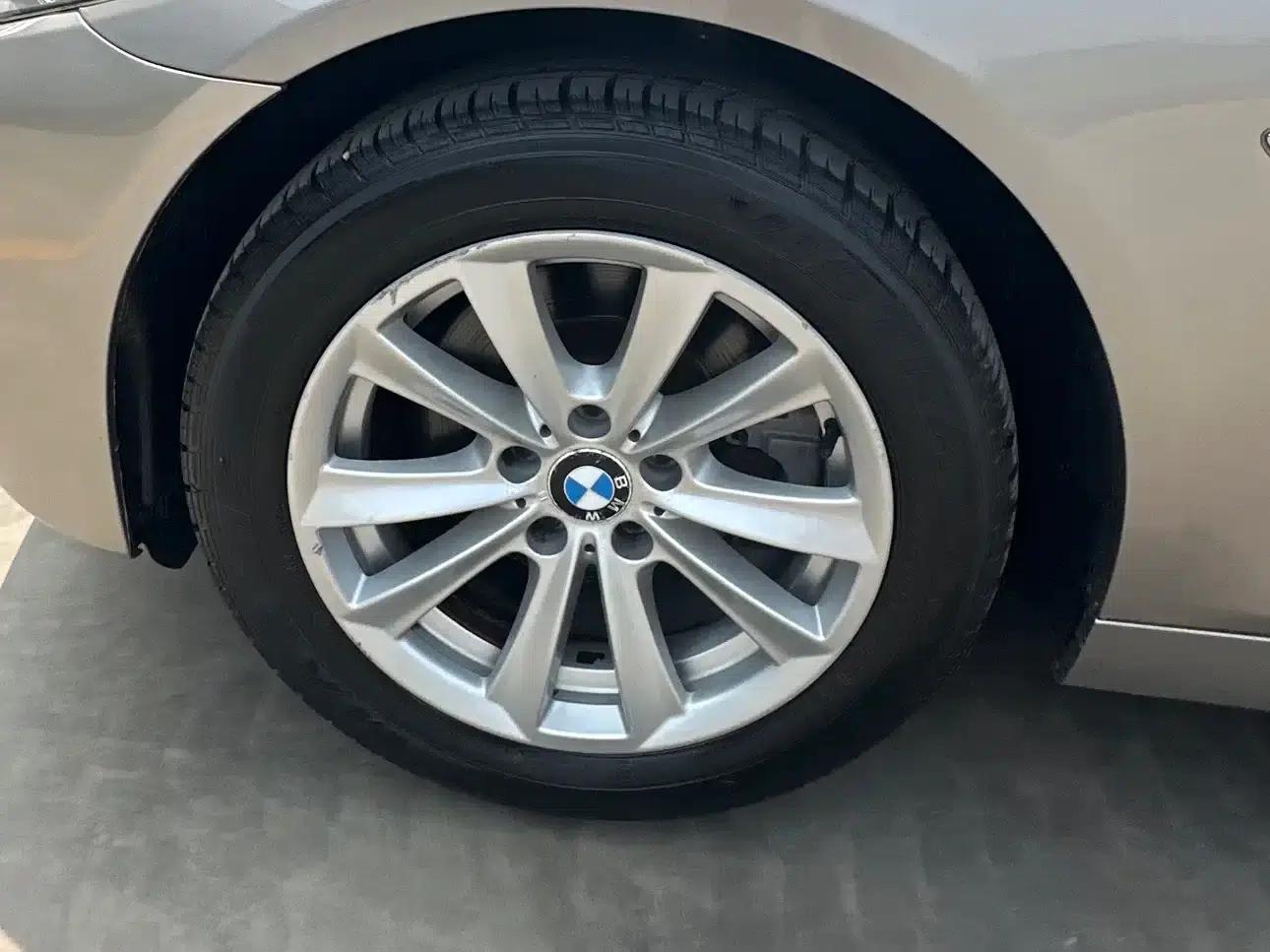 BMW 5 Series 2012 523Li Luxury — миниатюра 7