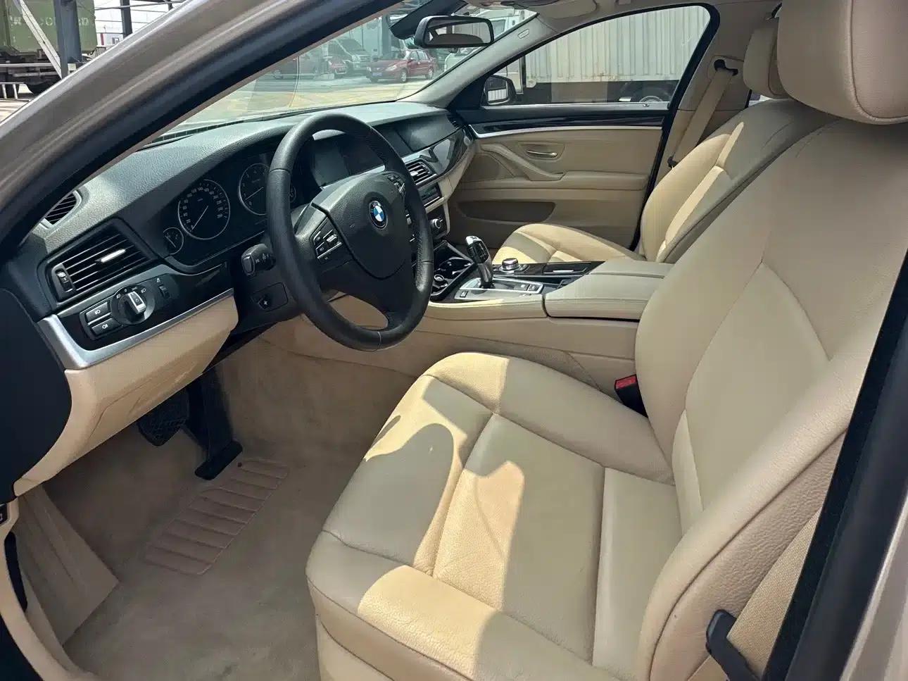 BMW 5 Series 2012 523Li Luxury — миниатюра 9