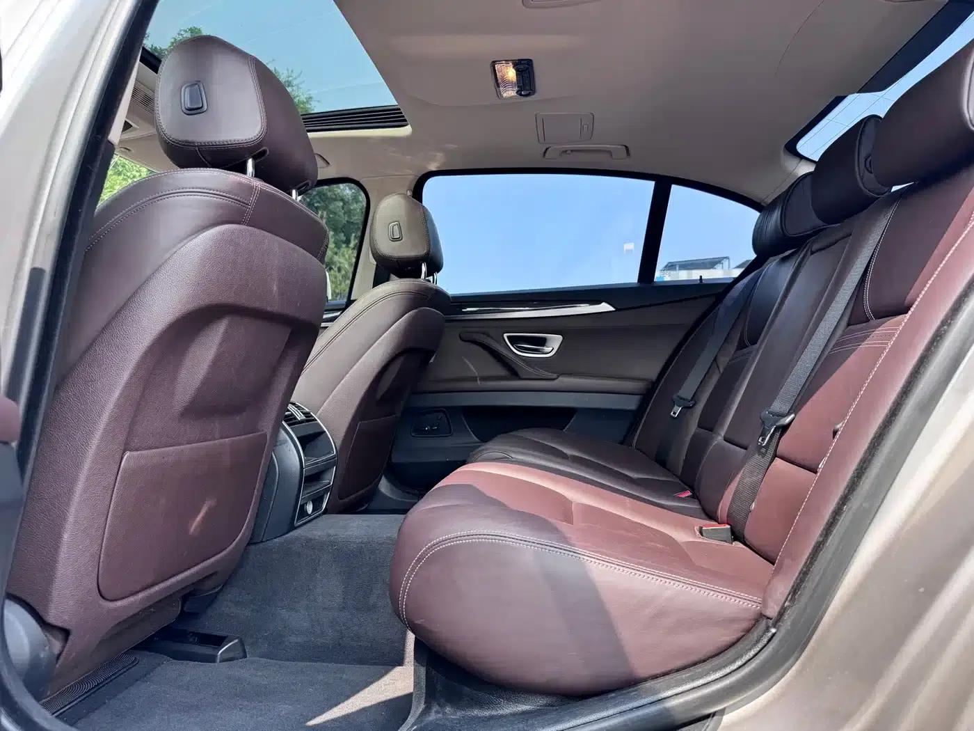 2014 BMW 5 Series 525Li Luxury Design Package — миниатюра 17