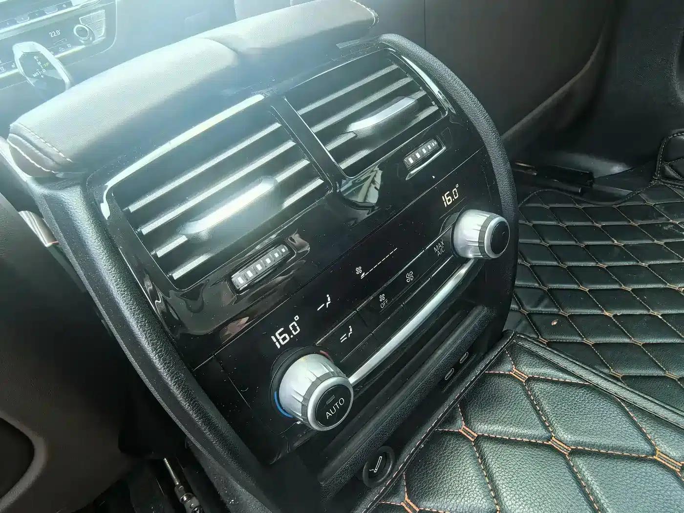 BMW 5 Series 2020 530Li Luxury Package — миниатюра 11