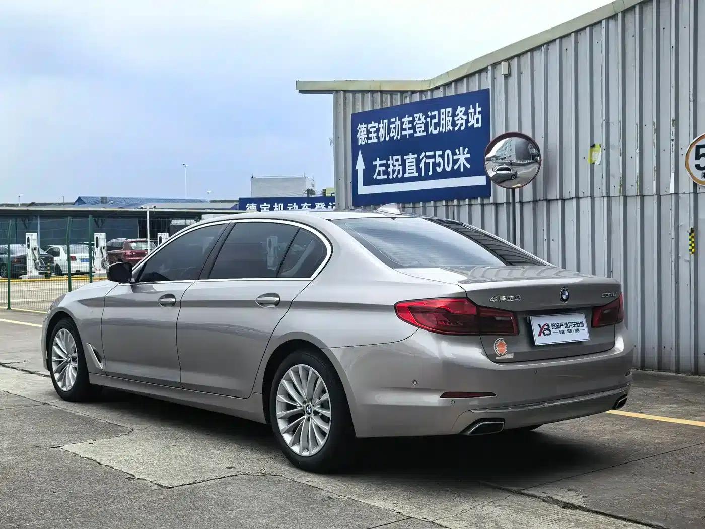 BMW 5 Series 2020 530Li Luxury Package — миниатюра 4
