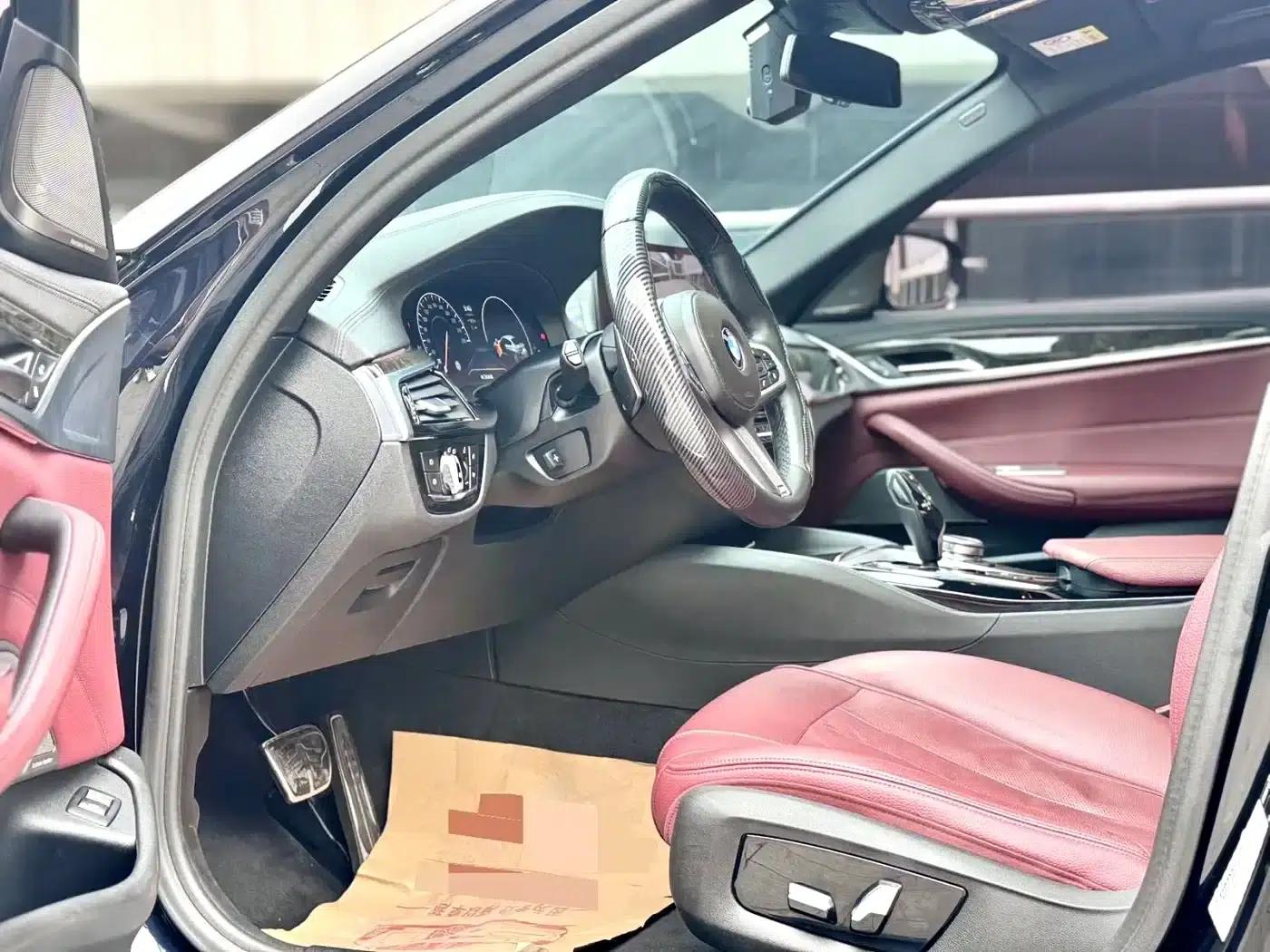 2019 BMW 5 Series 530Li Luxury M Sport Package — миниатюра 3