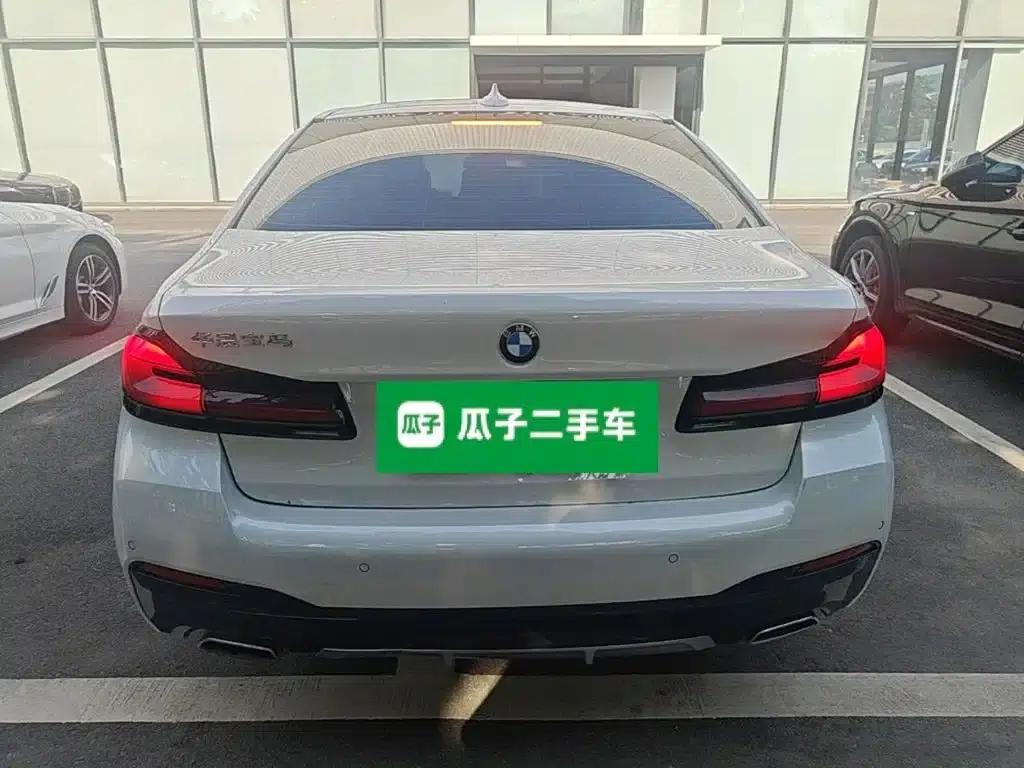 2023 BMW 5 Series Facelift 530Li Leading Edition M Sport Package — миниатюра 6