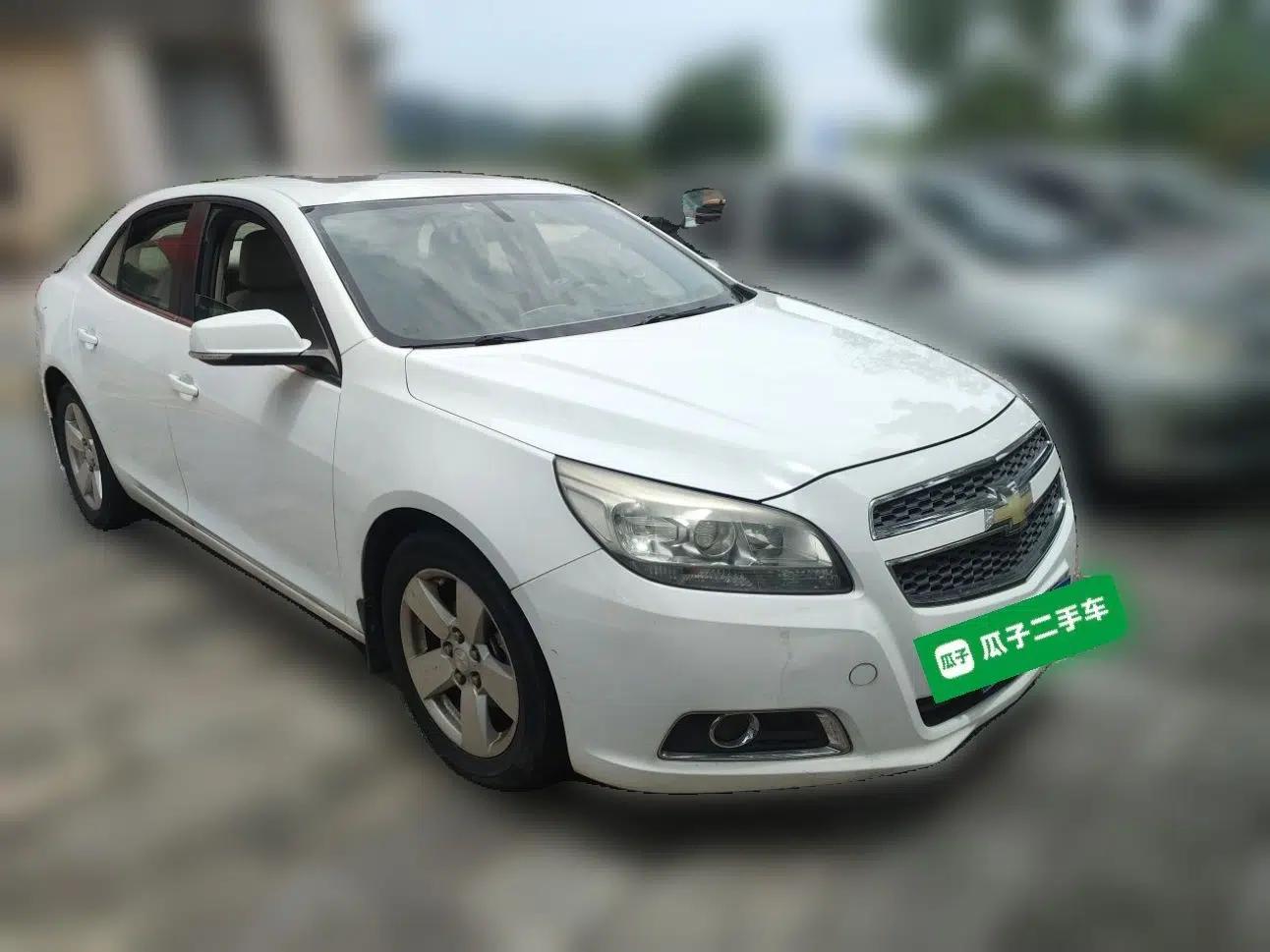 Chevrolet Malibu 2012 2.0L Automatic Comfort Edition — миниатюра 3