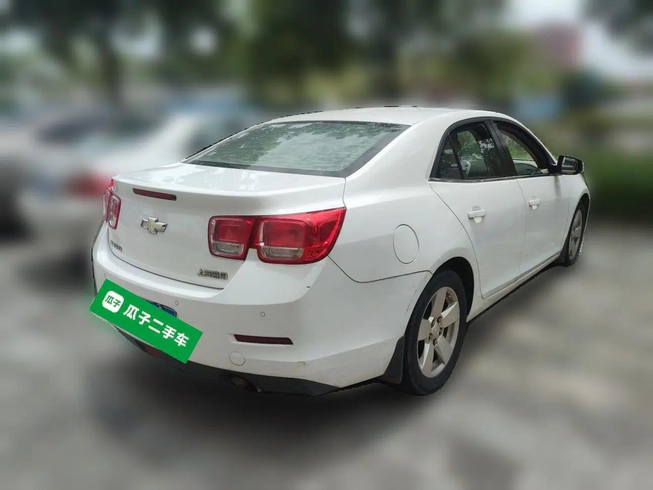 Chevrolet Malibu 2012 2.0L Automatic Comfort Edition — миниатюра 6