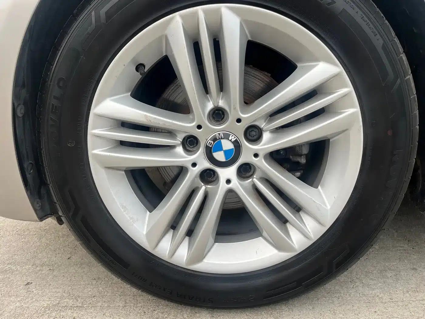 2017 BMW 3 Series 320Li Fashion Edition — миниатюра 8
