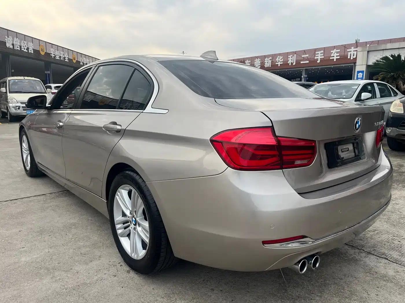 2017 BMW 3 Series 320Li Fashion Edition — миниатюра 9