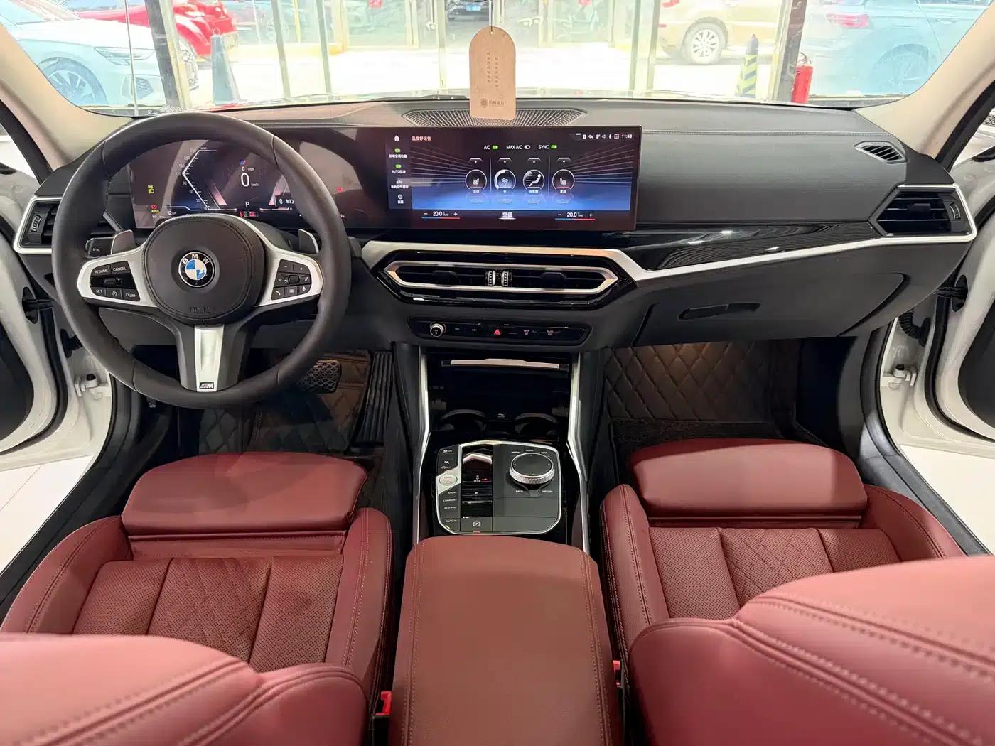 2023 BMW 3 Series 320Li M Sport Package — миниатюра 11