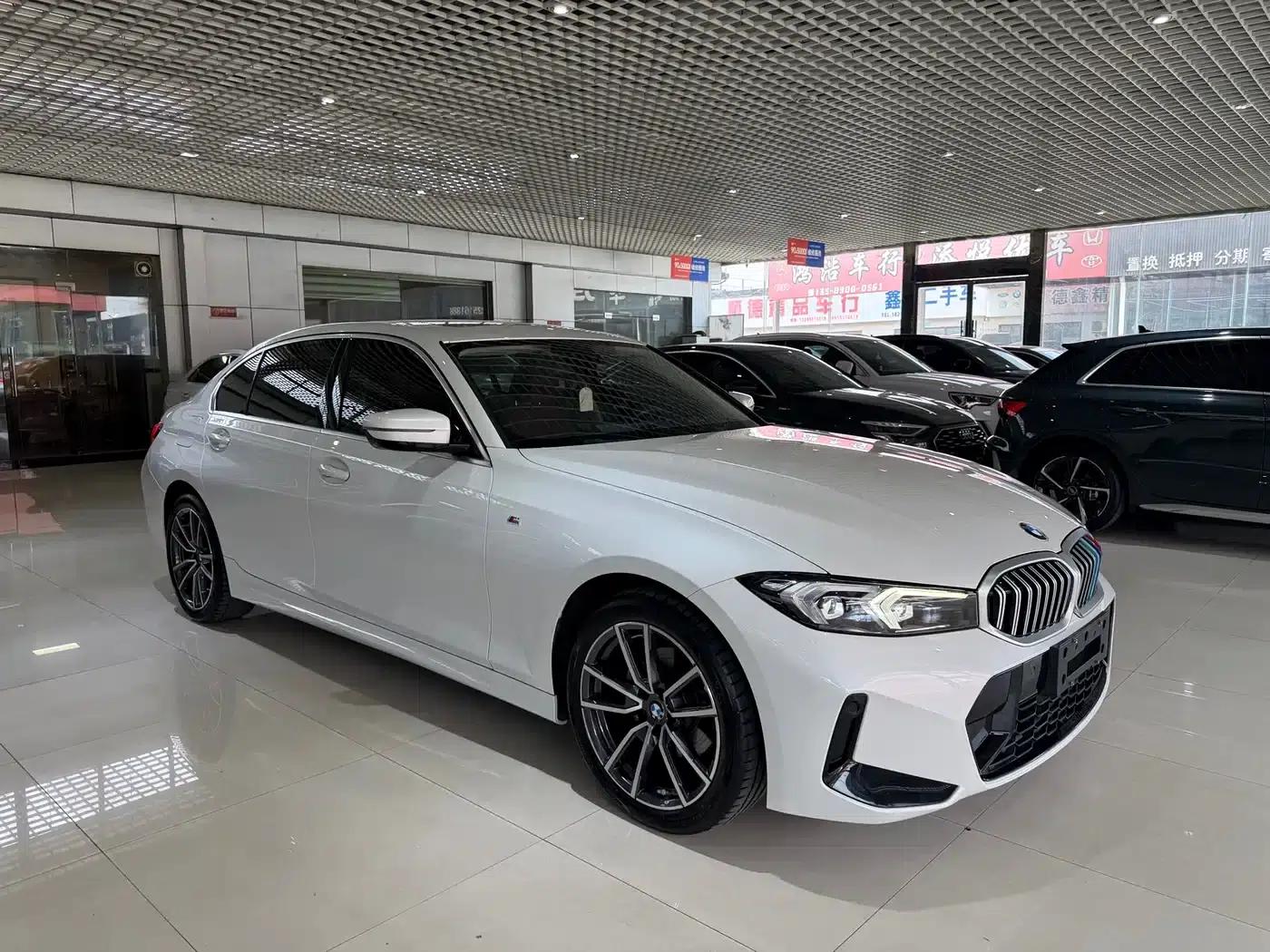 2023 BMW 3 Series 320Li M Sport Package — миниатюра 3