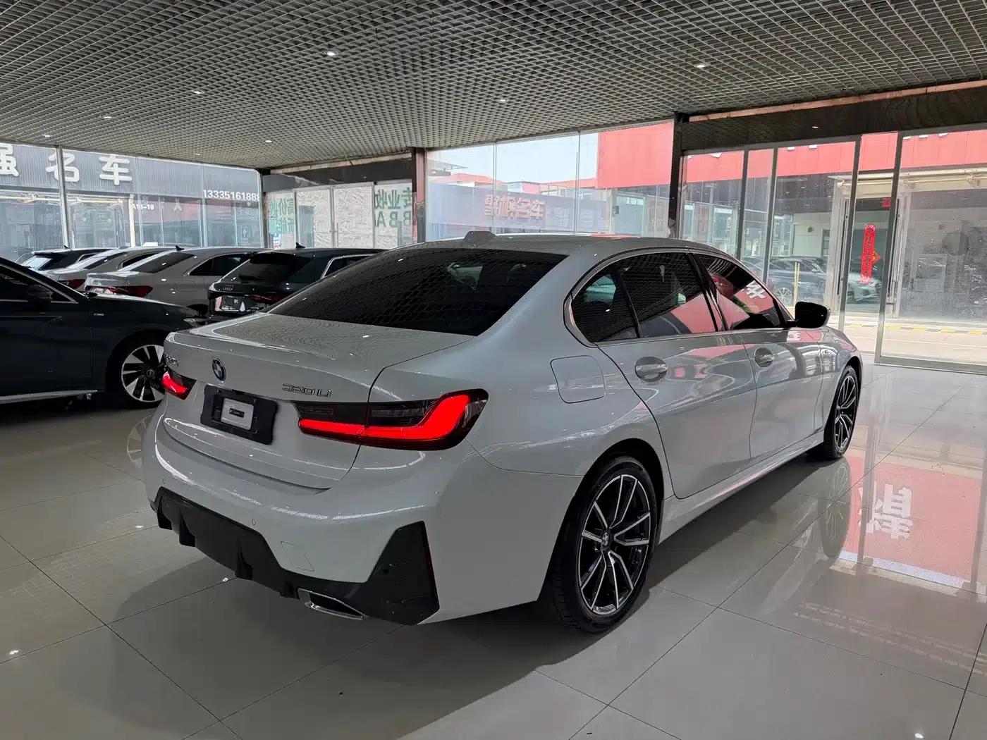 2023 BMW 3 Series 320Li M Sport Package — миниатюра 4