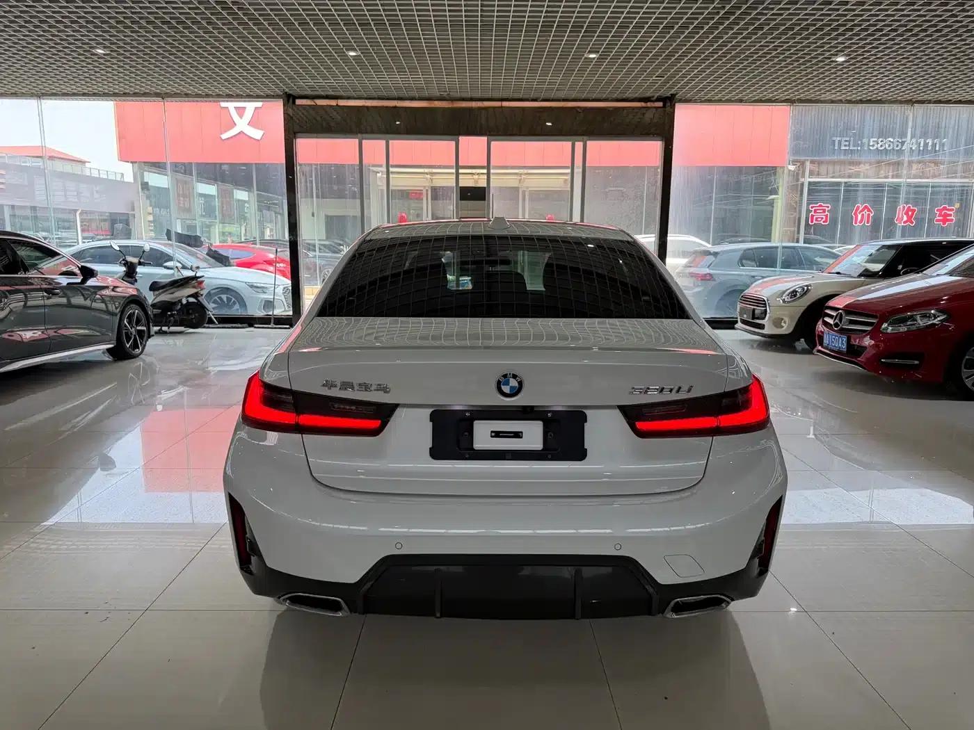 2023 BMW 3 Series 320Li M Sport Package — миниатюра 5