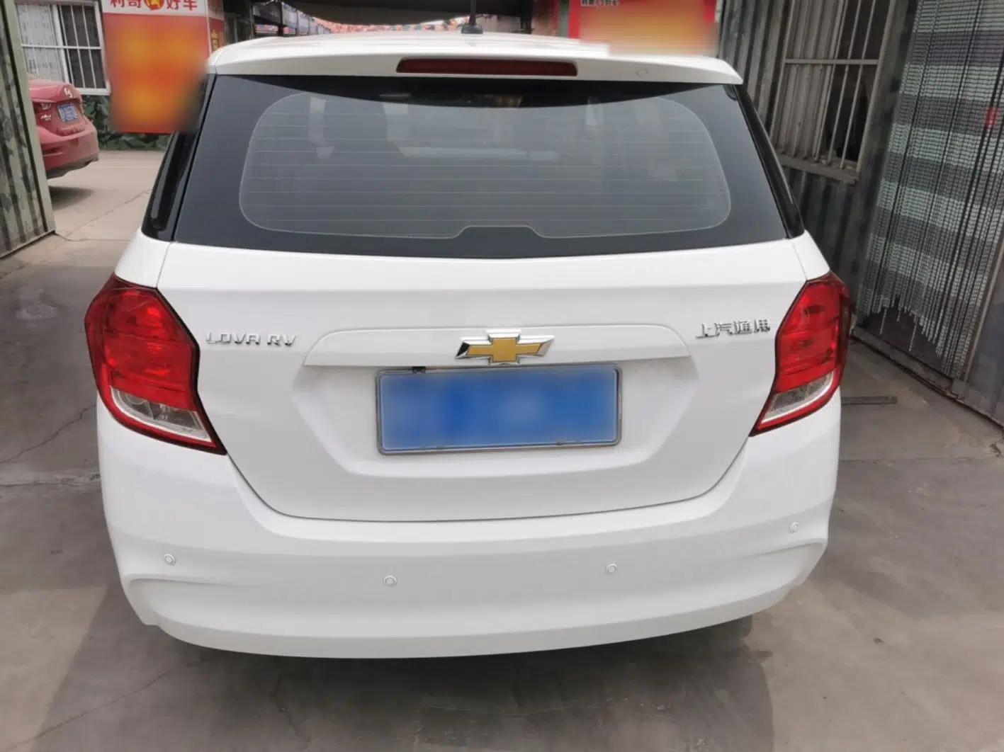 Chevrolet Lova RV 2016 1.5L Automatic Comfort Edition — миниатюра 5