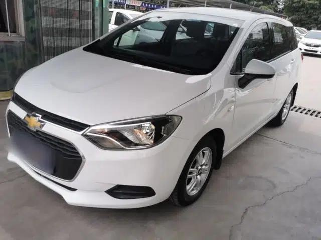Chevrolet Lova RV 2016 1.5L Automatic Comfort Edition