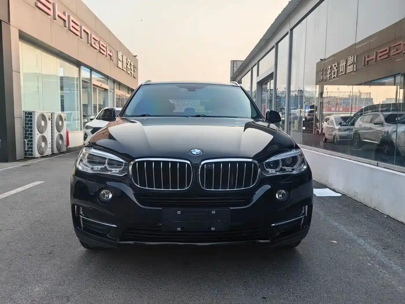 2017 BMW X5 xDrive28i (Imported) — миниатюра 2