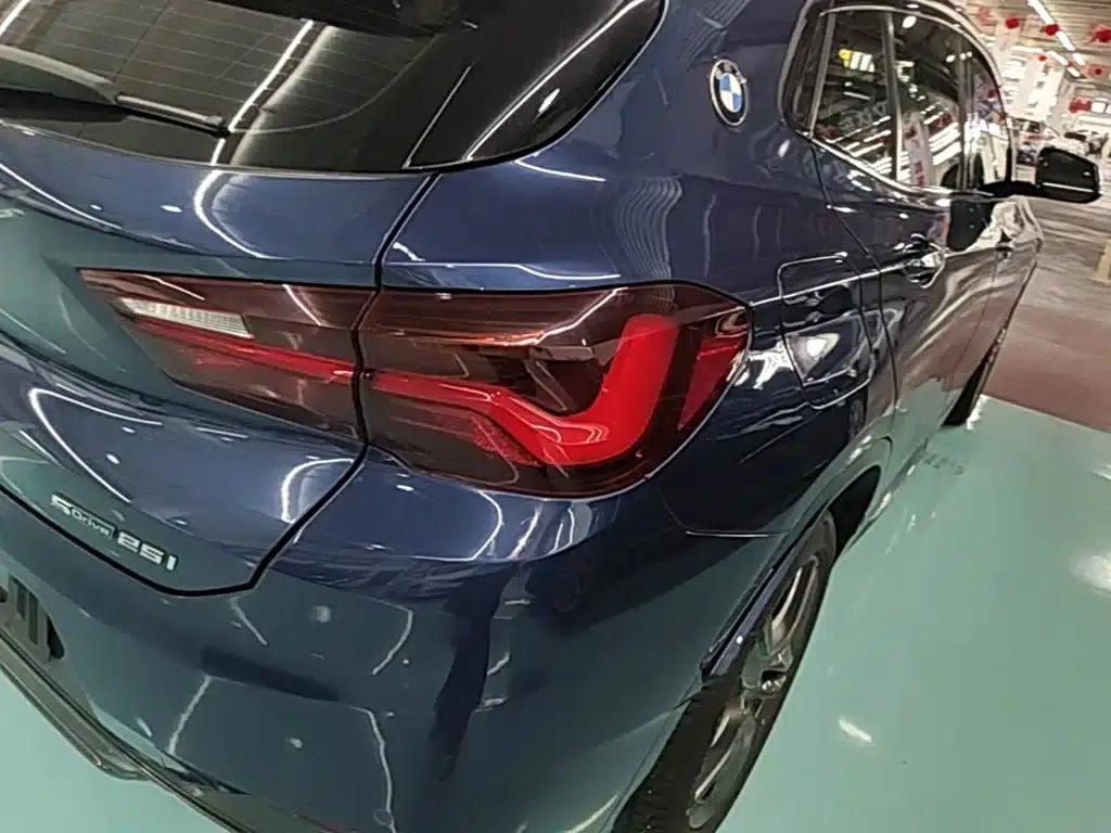 2021 BMW X2 Facelift sDrive25i M Sport Package — миниатюра 8