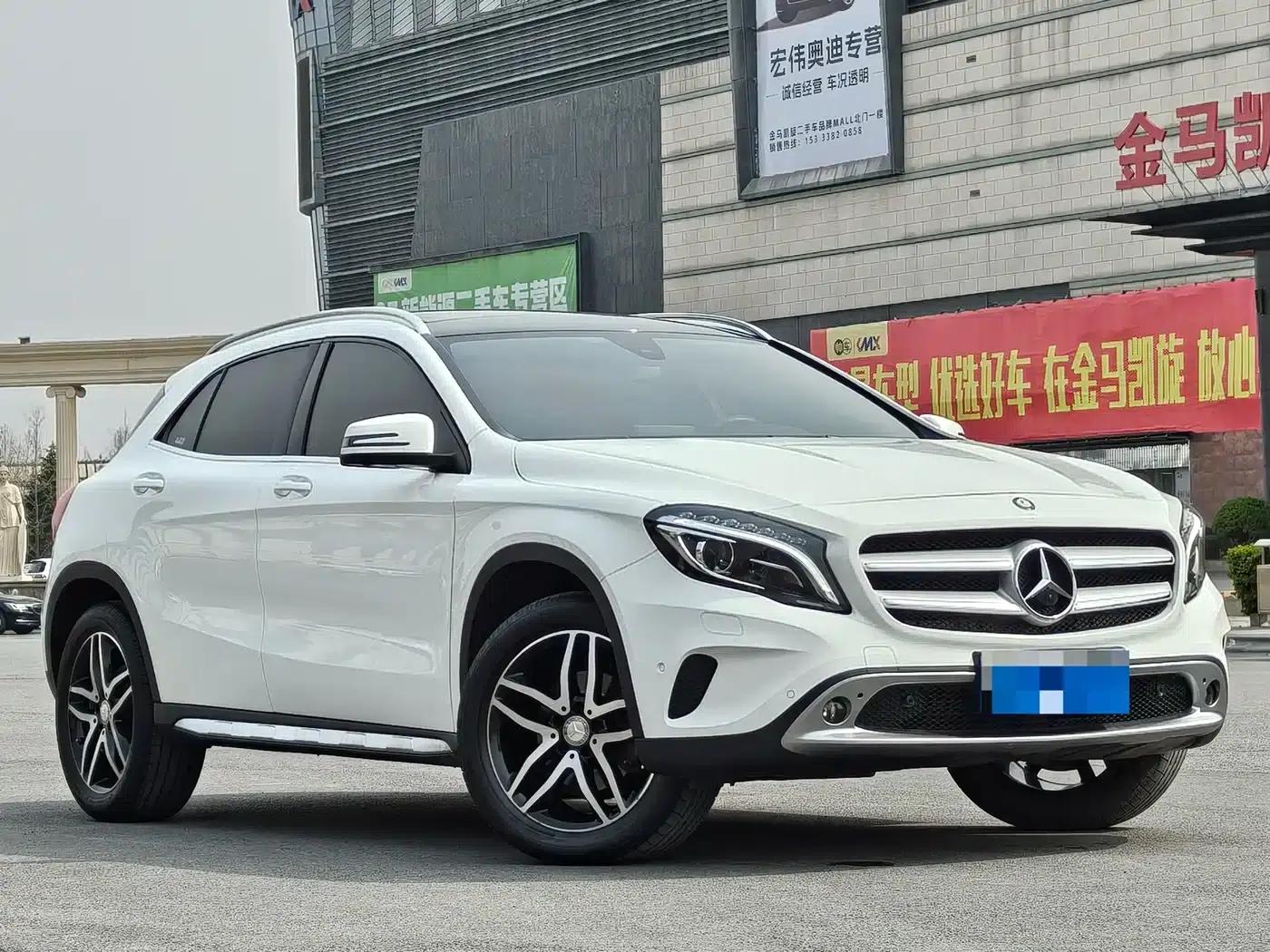 2017 Mercedes-Benz GLA 200 Fashion Edition — миниатюра 3