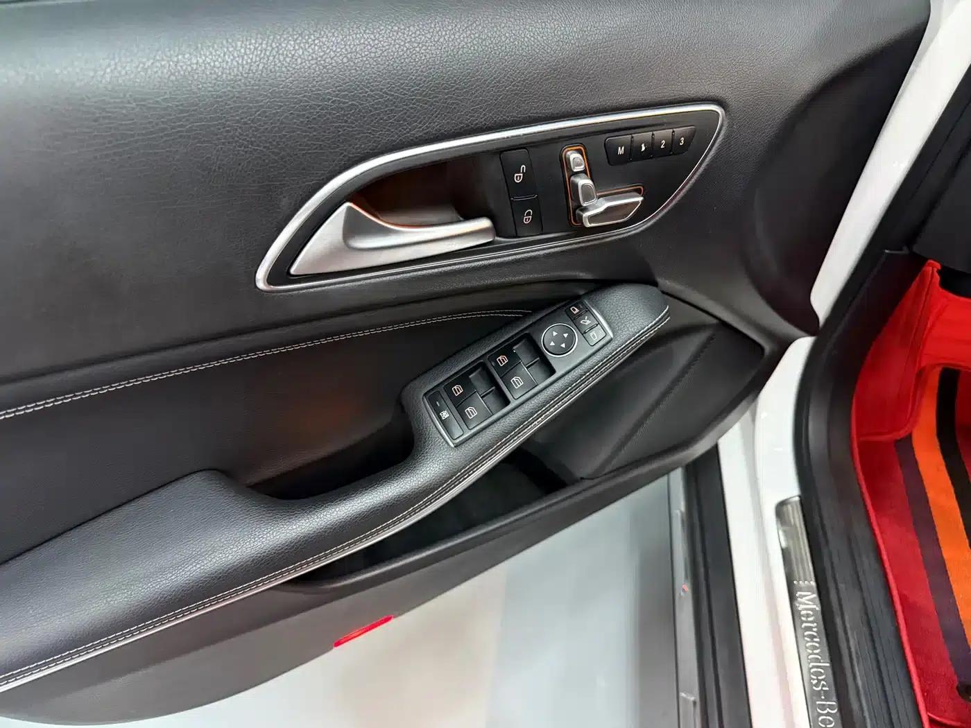2019 Mercedes-Benz GLA 200 Fashion Edition — миниатюра 4