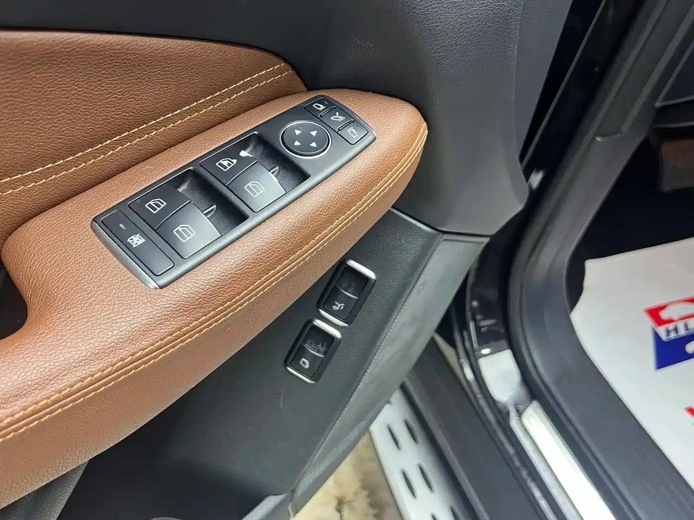 2016 Mercedes-Benz GLS 450 US Spec — миниатюра 18