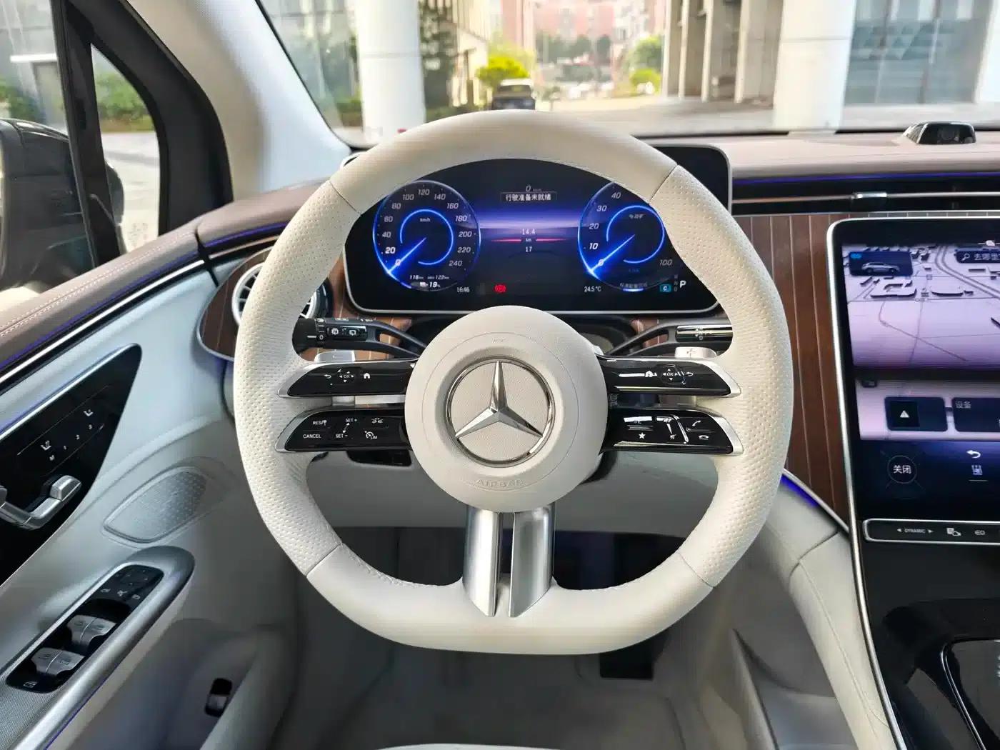 Mercedes-Benz EQE SUV 2024 500 4MATIC Pioneer Edition — миниатюра 21