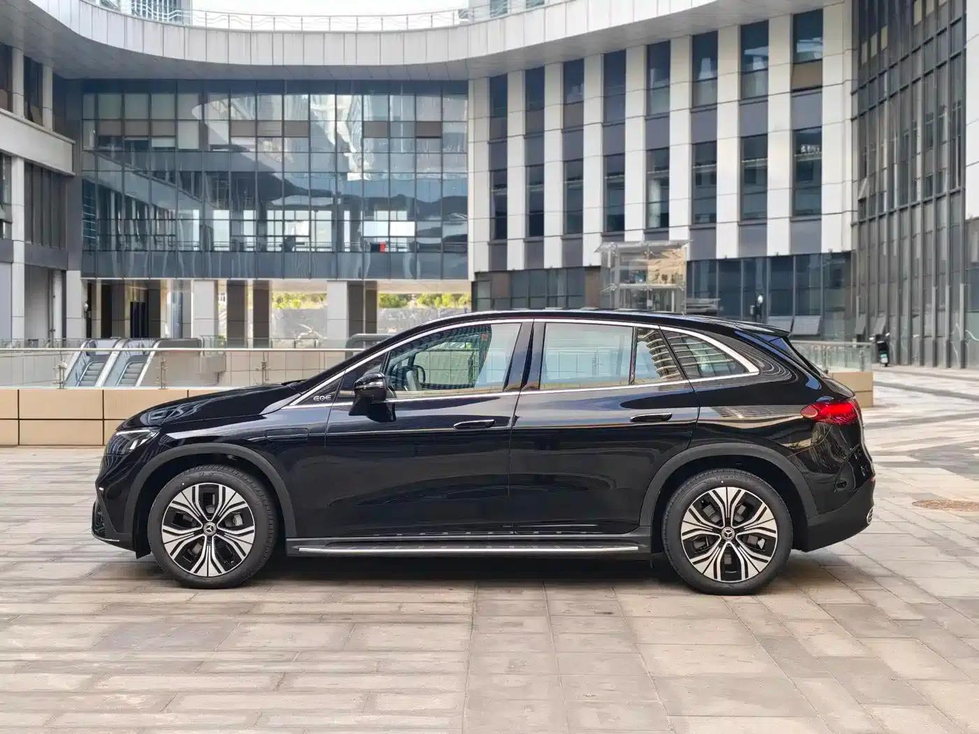 Mercedes-Benz EQE SUV 2024 500 4MATIC Pioneer Edition — миниатюра 5