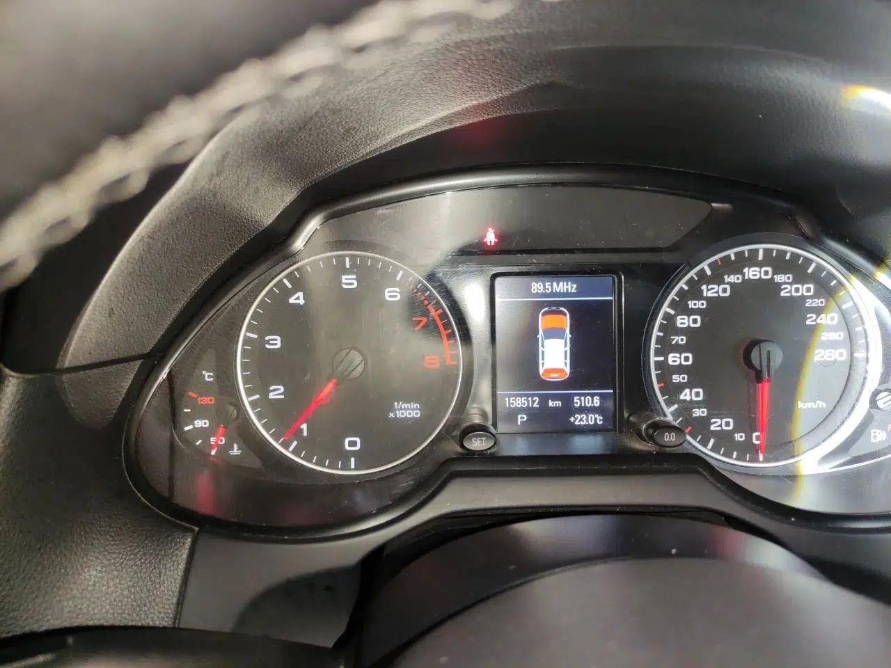 Audi Q5 2011 2.0TFSI Comfort Version — миниатюра 12