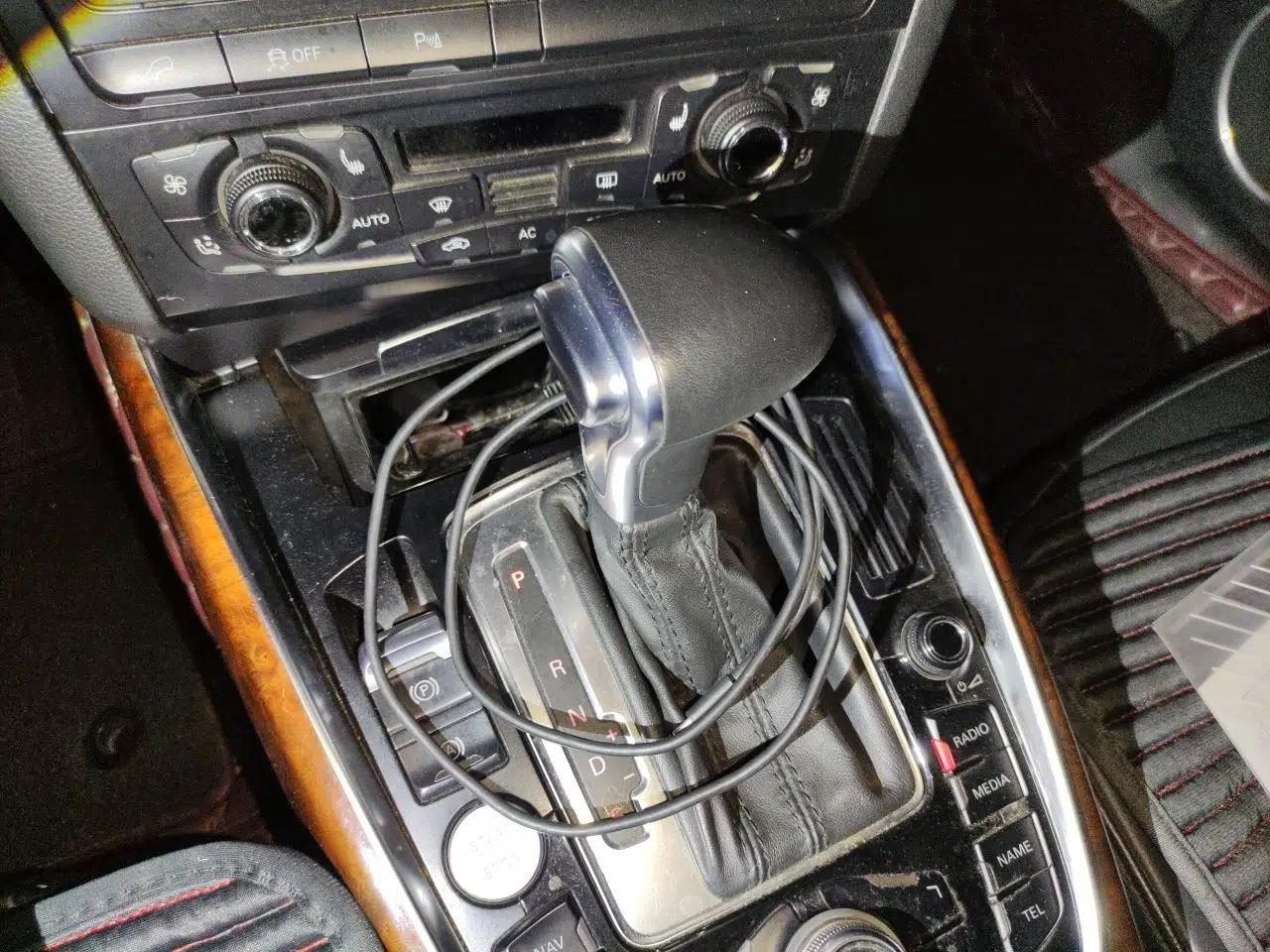 Audi Q5 2011 2.0TFSI Comfort Version — миниатюра 14