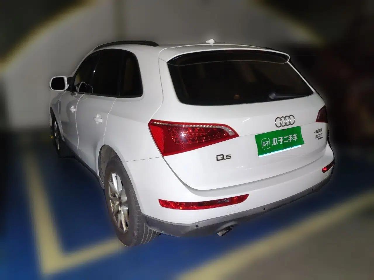 Audi Q5 2011 2.0TFSI Comfort Version — миниатюра 4