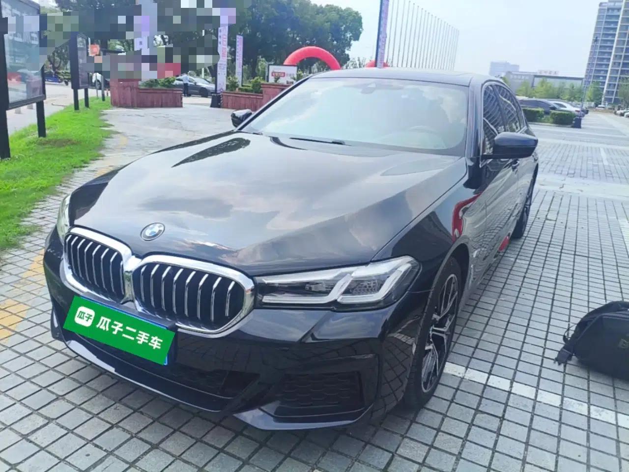 BMW 5 Series 2021 530Li Luxury Edition M Sport Package — миниатюра 1