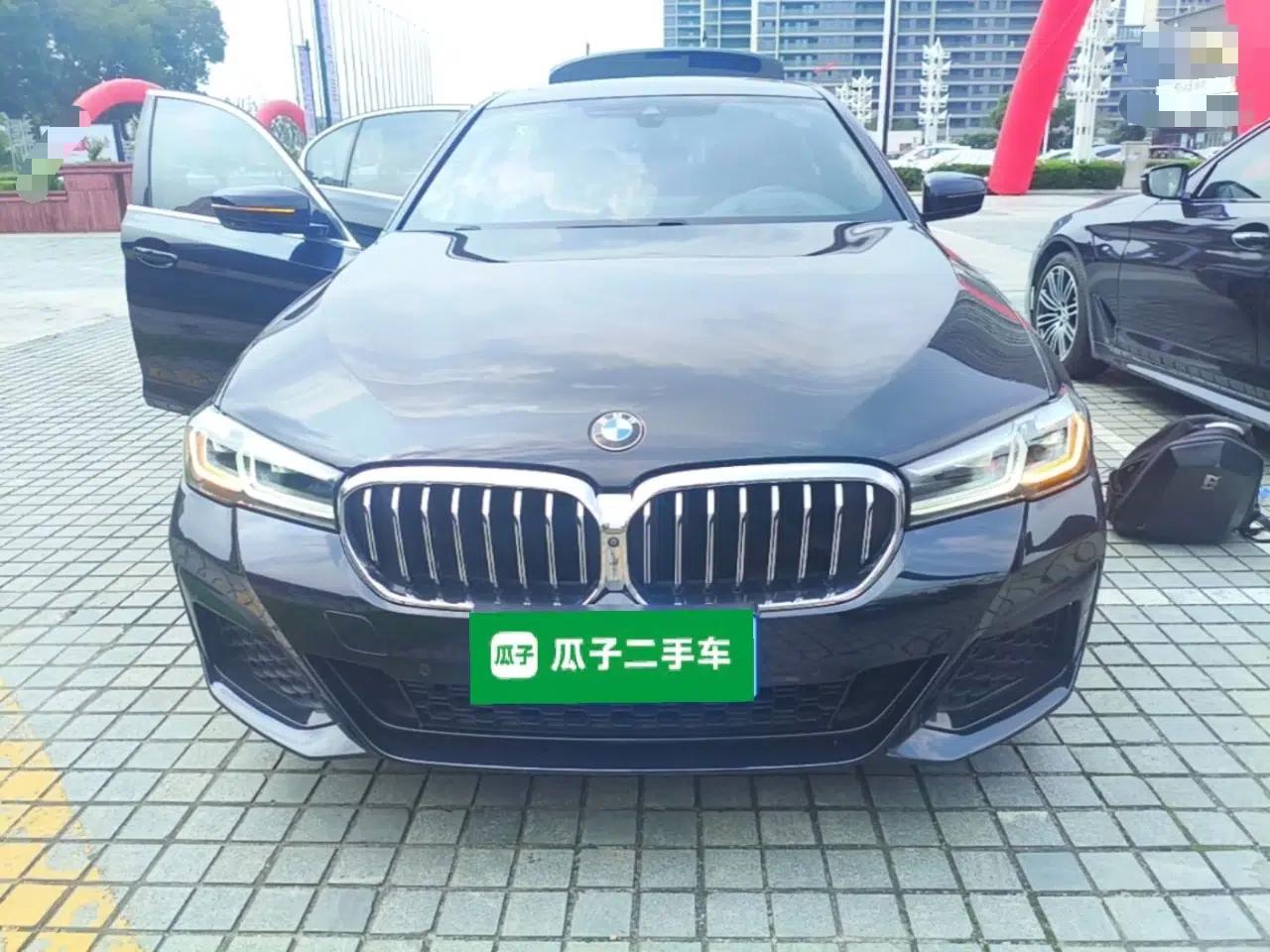 BMW 5 Series 2021 530Li Luxury Edition M Sport Package — миниатюра 2