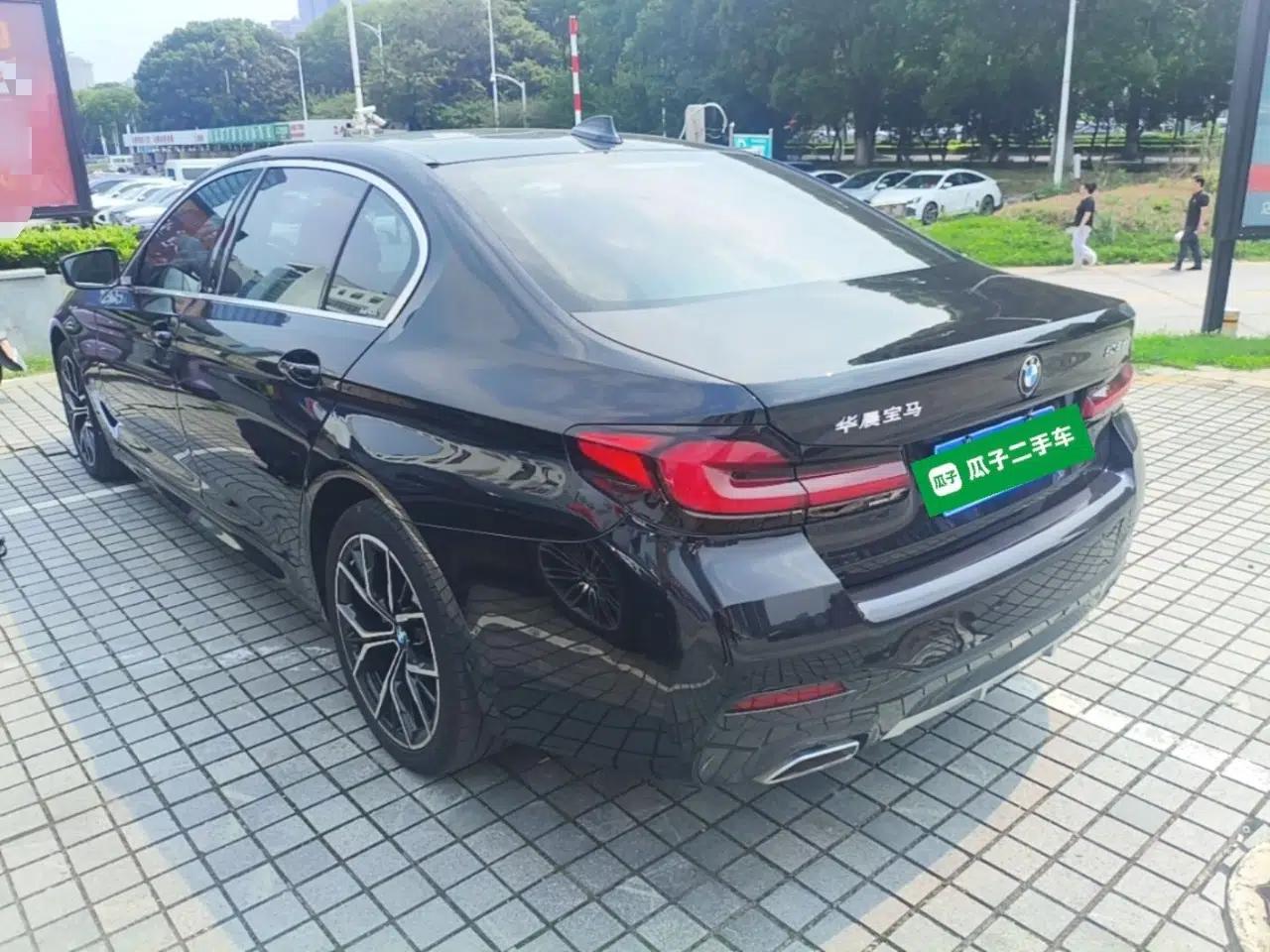 BMW 5 Series 2021 530Li Luxury Edition M Sport Package — миниатюра 4