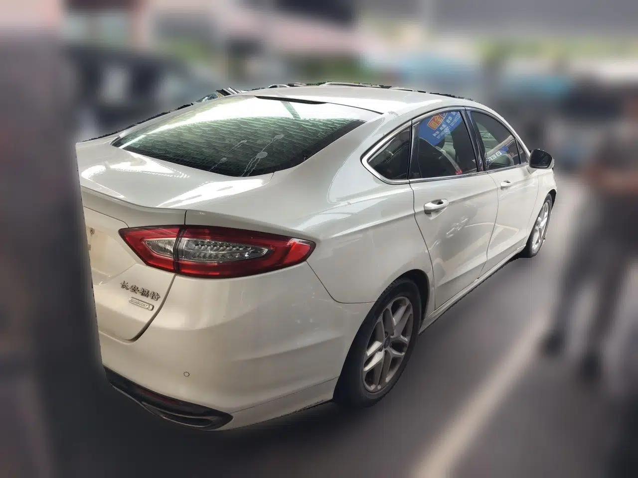 Ford Mondeo 2013 1.5L GTDi180 Fashion Edition — миниатюра 6