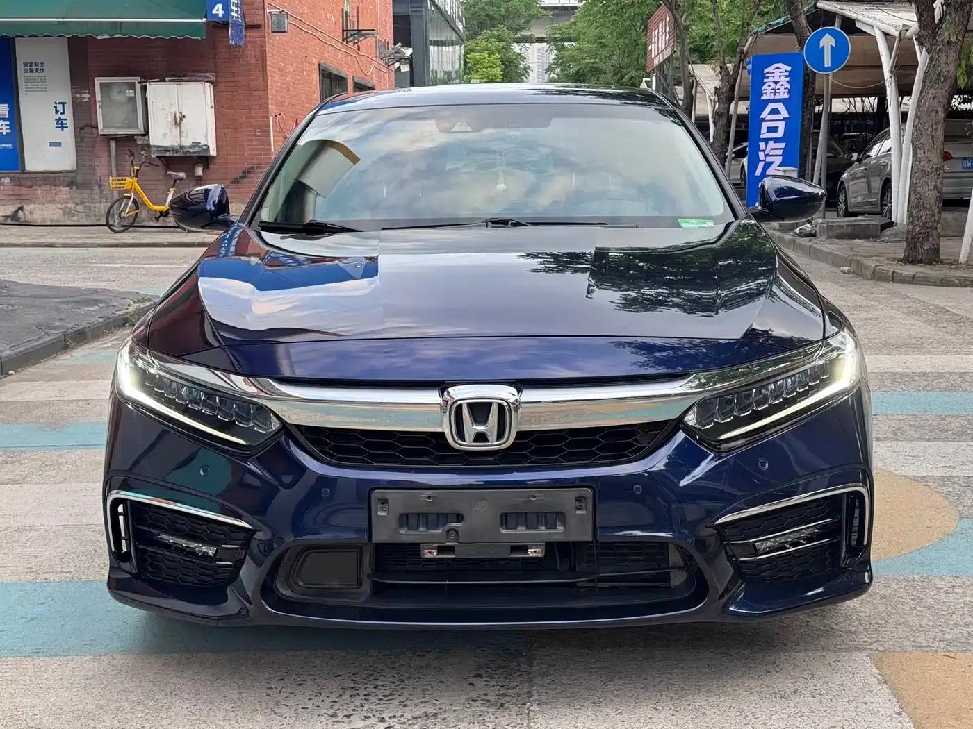 2019 Inspire Hybrid 2.0L Elegant Edition (National VI Emission Standard) — миниатюра 2