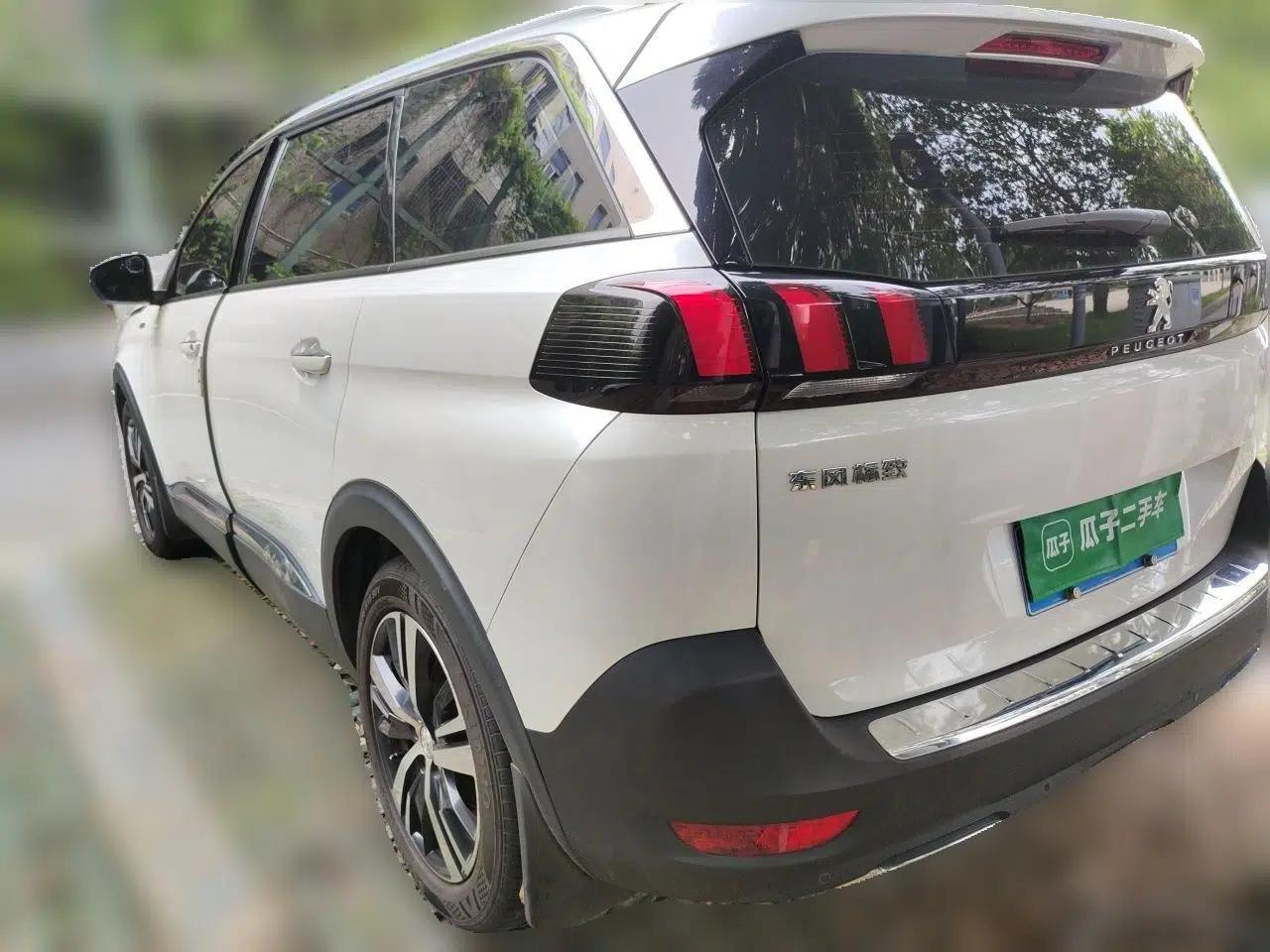 Peugeot 5008 2017 350THP 7-Seater Elite Edition — миниатюра 4
