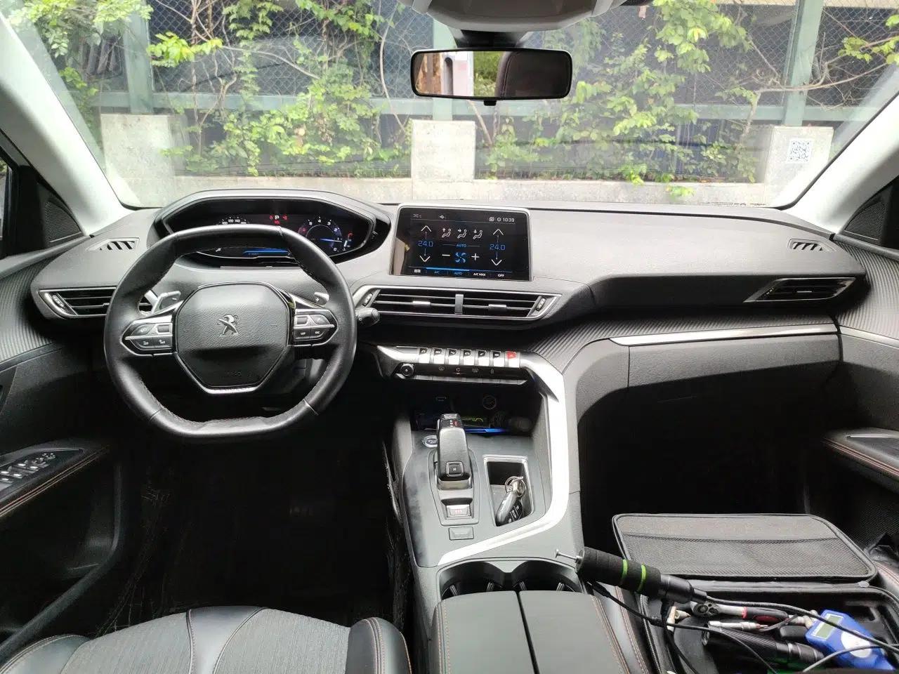Peugeot 5008 2017 350THP 7-Seater Elite Edition — миниатюра 9