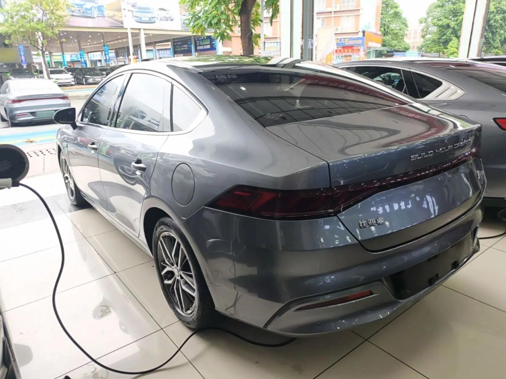BYD Qin PLUS 2021 DM-i 55KM Flagship Model — миниатюра 4