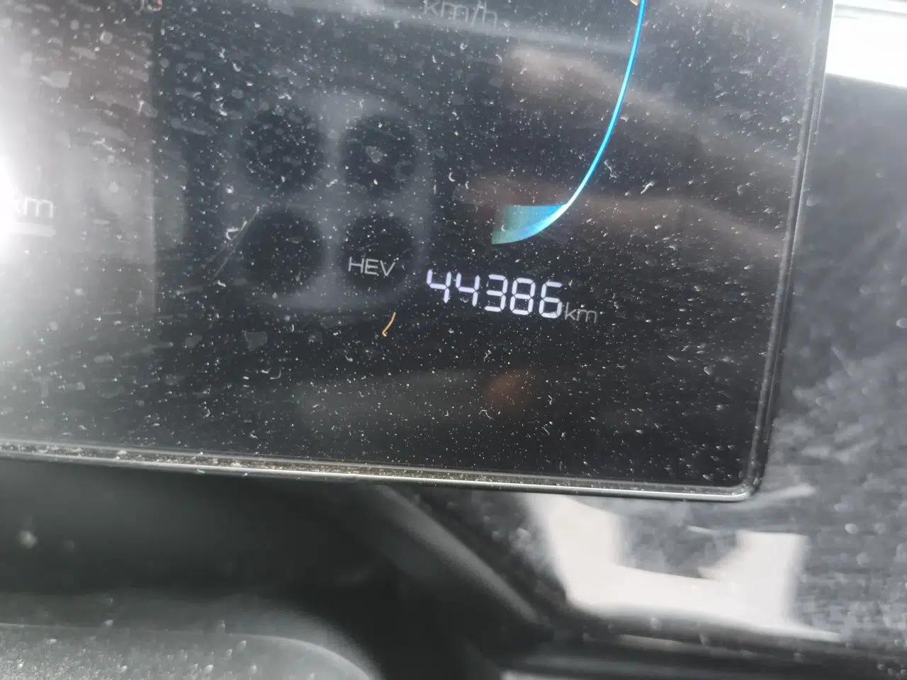 BYD Qin PLUS 2024 HONOR Edition DM-i 55KM Leading Model — миниатюра 12