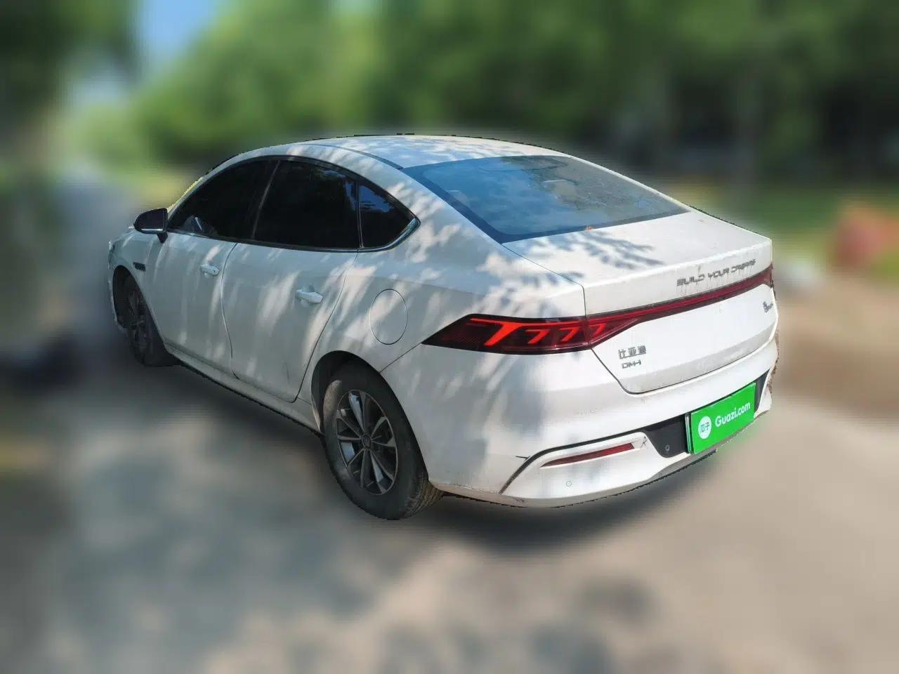 BYD Qin PLUS 2024 HONOR Edition DM-i 55KM Leading Model — миниатюра 4