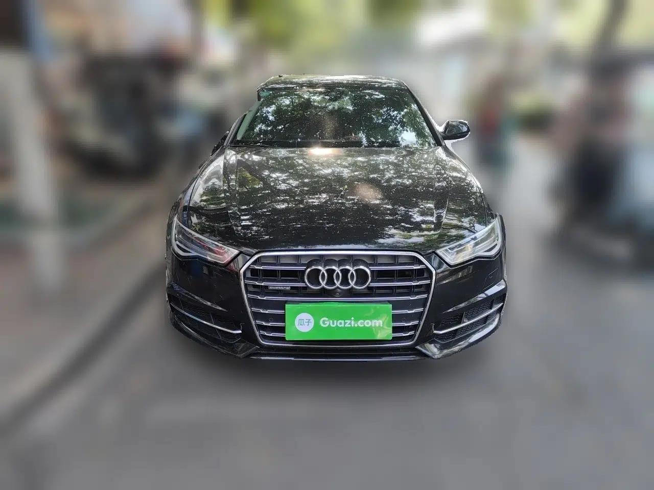 Audi A6L 2018 30th Anniversary Edition 45 TFSI quattro Luxury Model — миниатюра 2