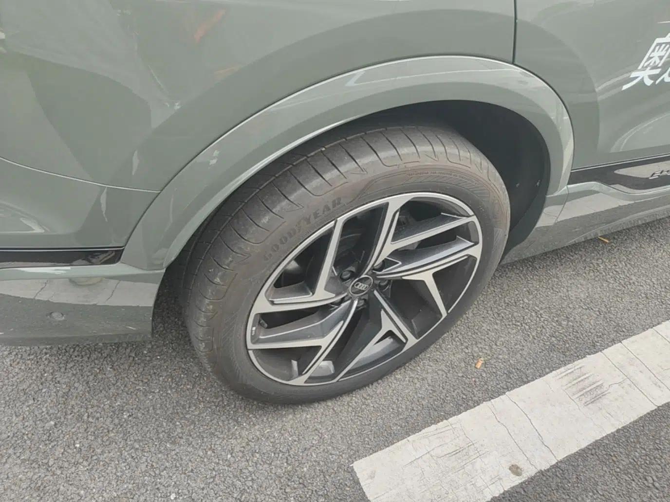 Audi Q6L e-tron 2026 First Launch Navigation Edition — миниатюра 11