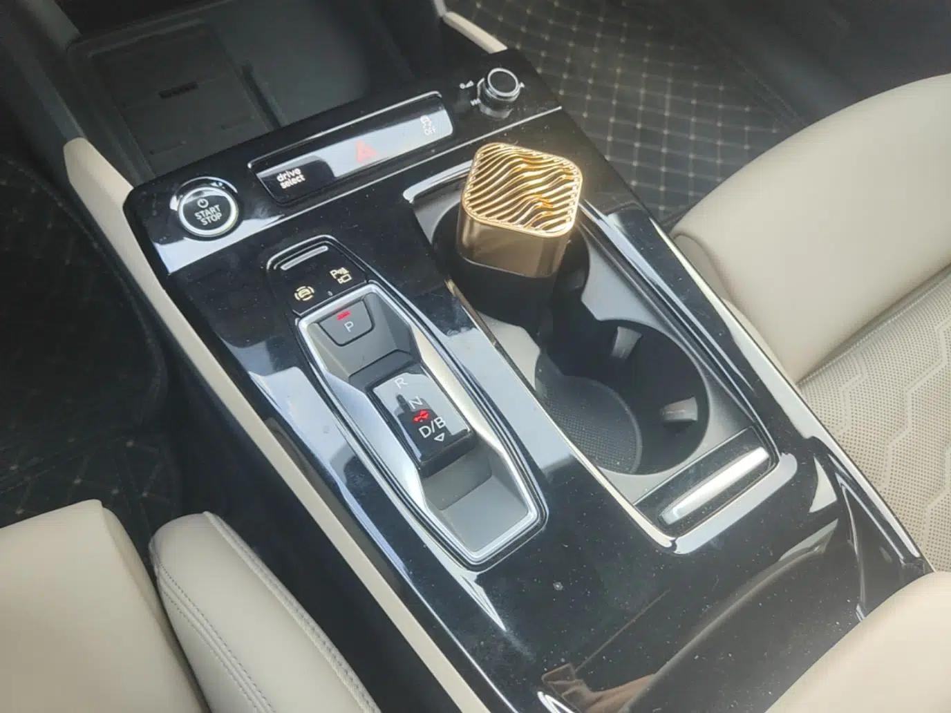 Audi Q6L e-tron 2026 First Launch Navigation Edition — миниатюра 16