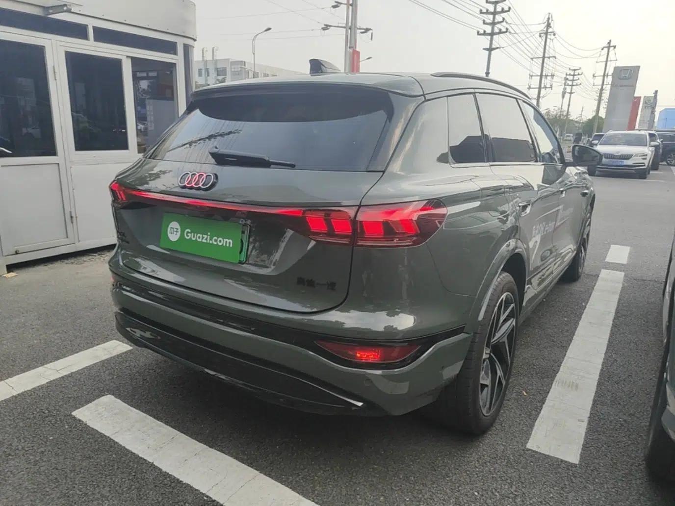 Audi Q6L e-tron 2026 First Launch Navigation Edition — миниатюра 6