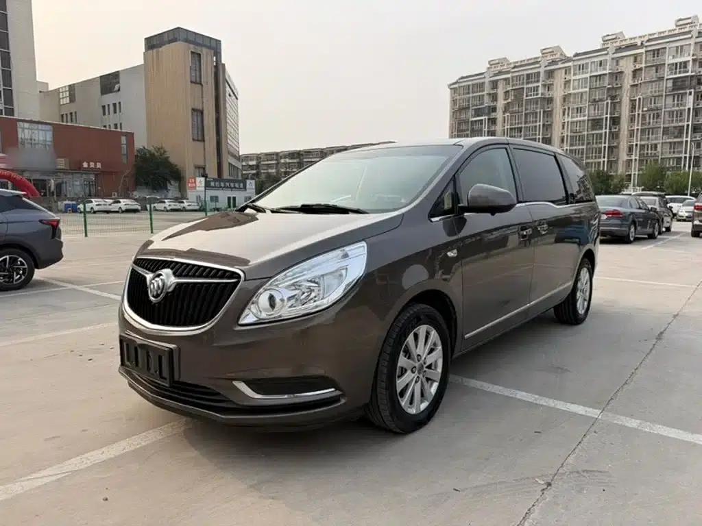 Buick GL8 2017 25S Luxury Edition (National V Emission Standard) — миниатюра 1